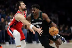Timberwolves rally in fourth to beat Clippers