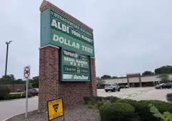 Sports bar restaurant part of plan to revive Buffalo Grove shopping center